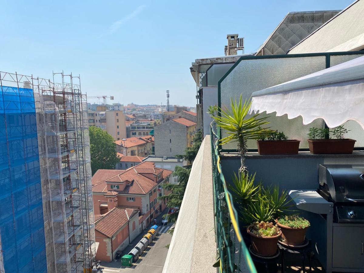 Appartamento La Terrazza Trieste Extérieur photo